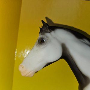Breyer Domino Happy Canyon Trail Horse - paint, pinto CE - western